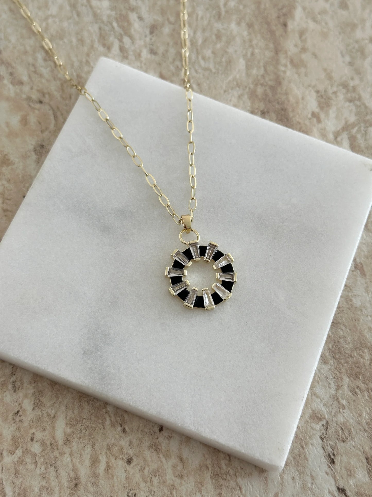 Siyah Zirkon Taş Halka Kadın Kolye