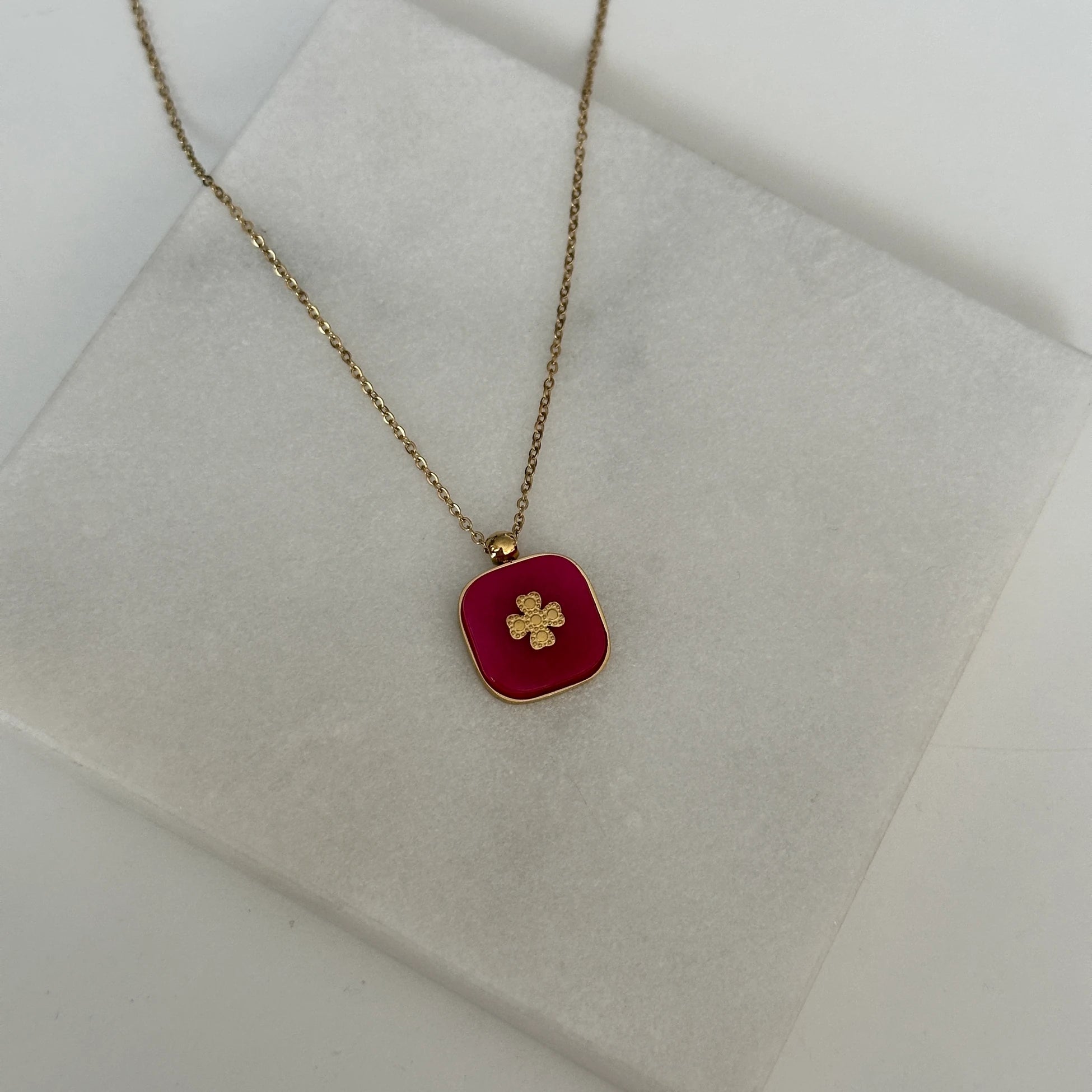 Mürdüm Çelik Kadın Kolye