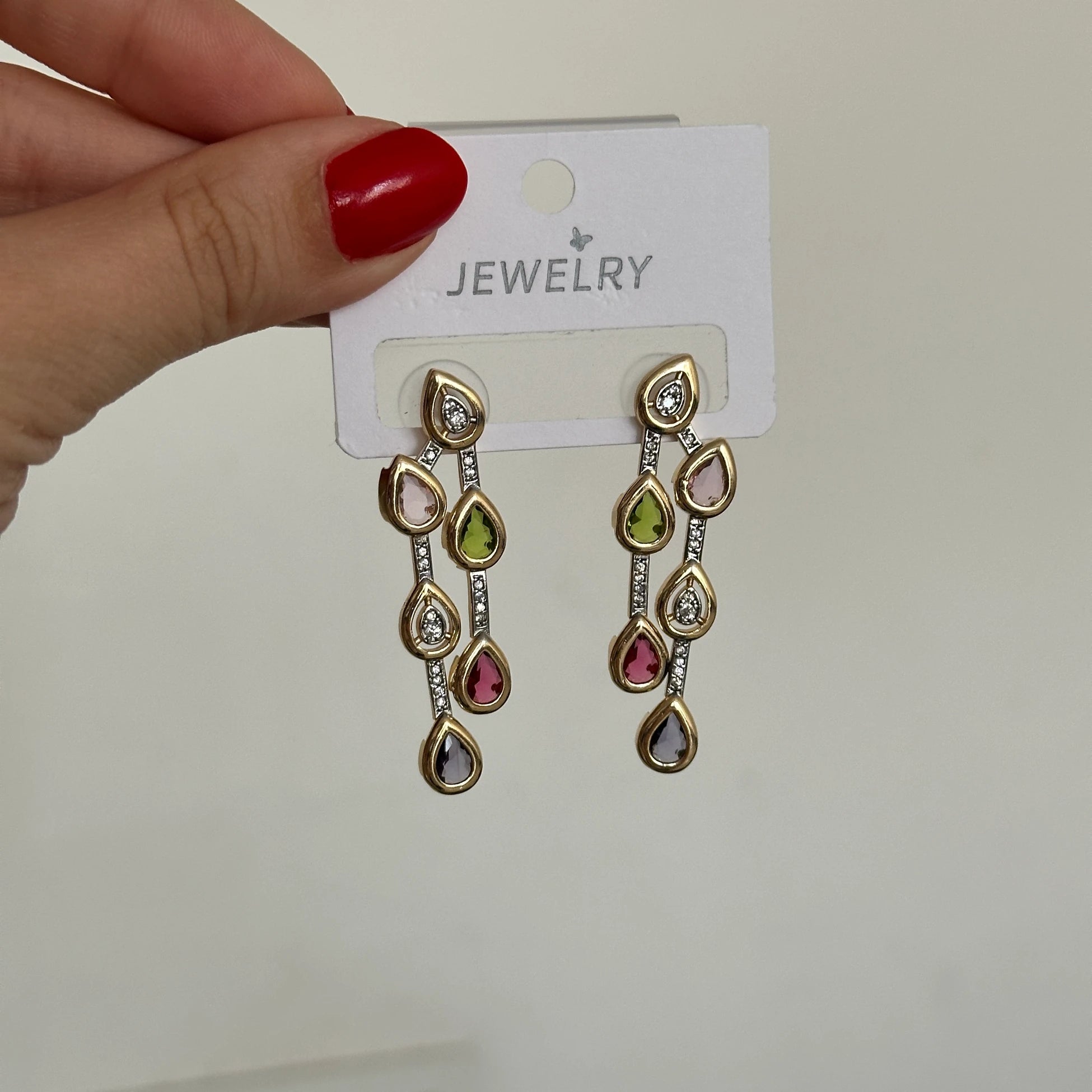 Renli Su Damlası Tasarım Kadın Küpe