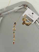 Renktaş Halka Tasarım Kadın Küpe