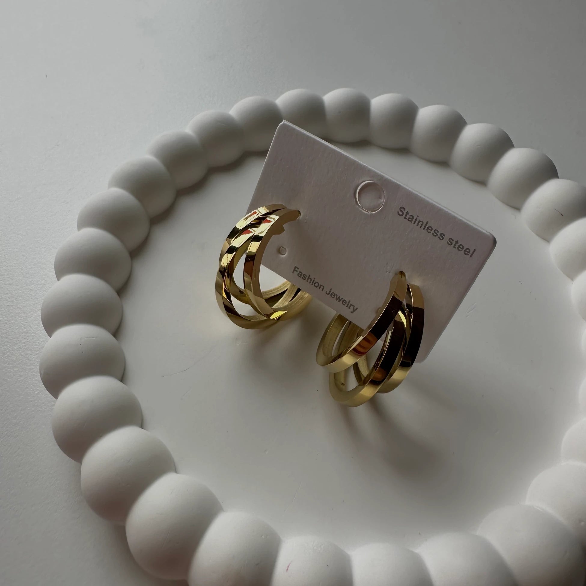 Üçlü Görünüm Halka Çelik Küpe