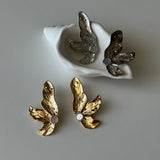 Sedefli Yaprak Çelik Küpe