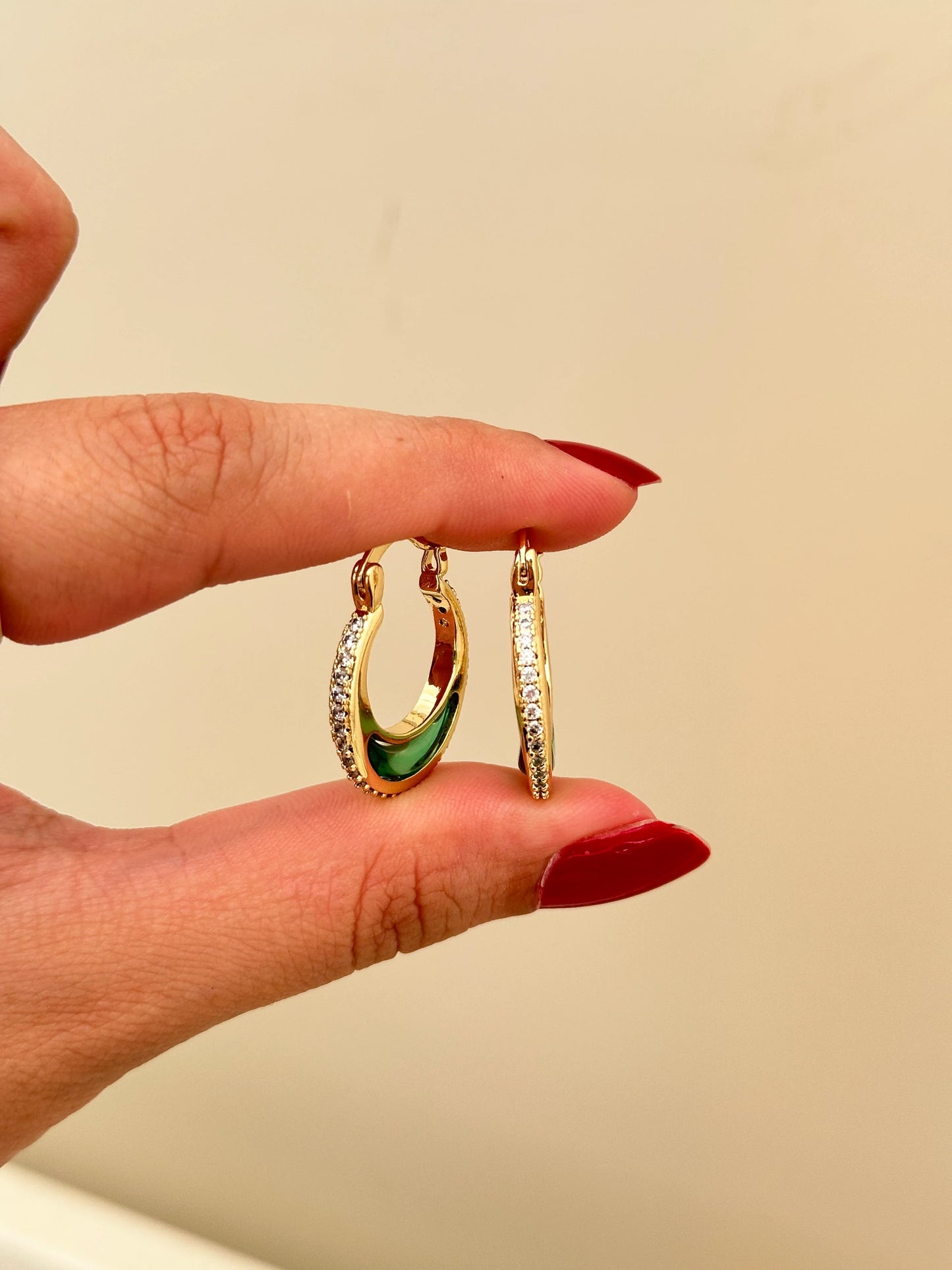 Renkli Saydam Taş Tasarım Kadın Küpe