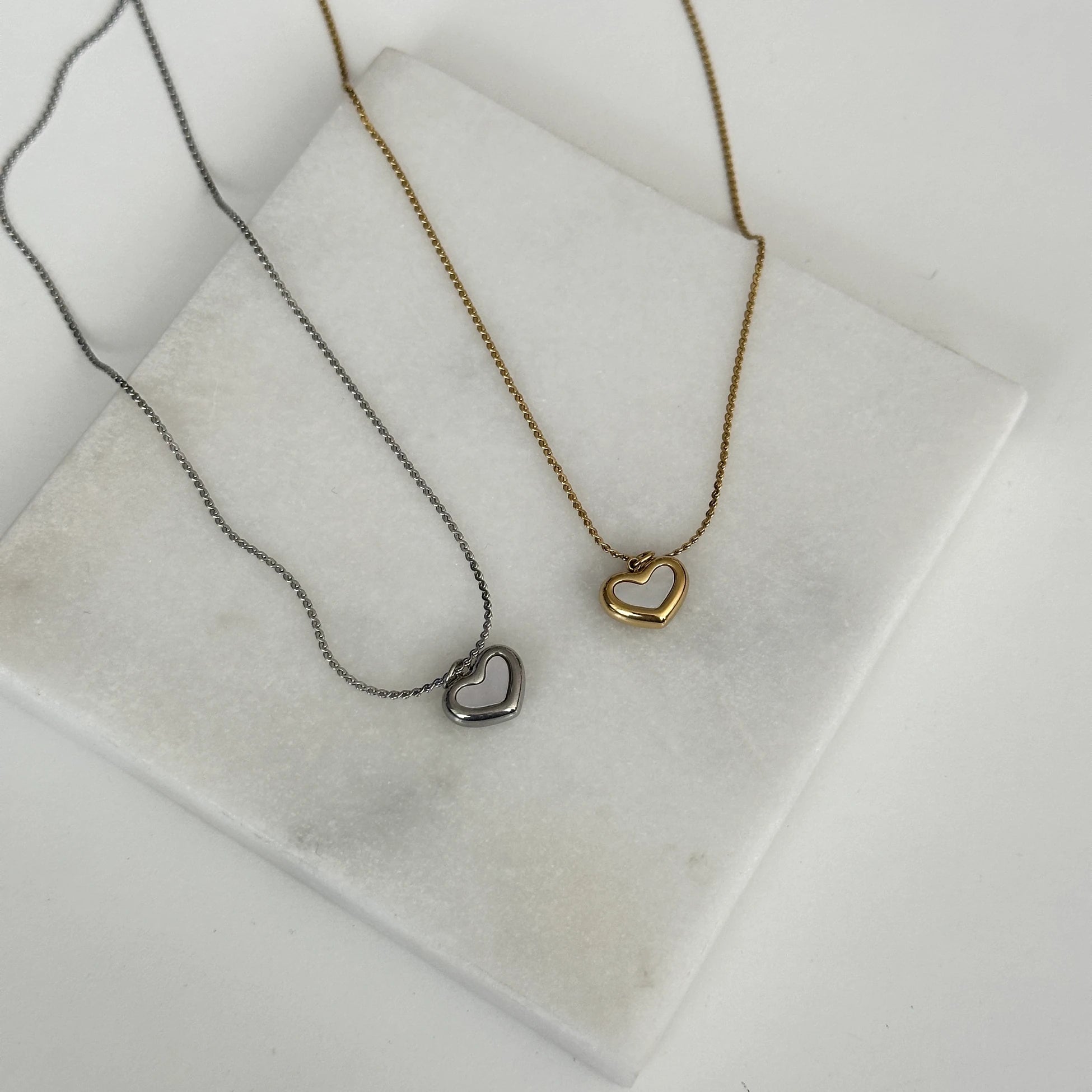 Mini Sedefli Kalp Kadın Çelik Kolye