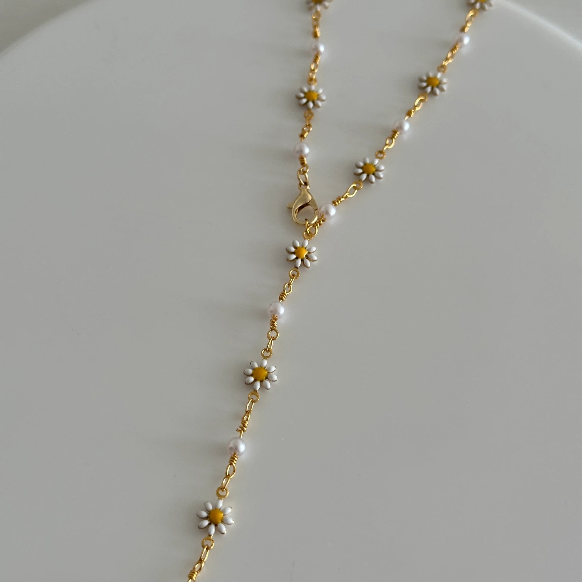 Papatya İnci Y Dekolte Kolye