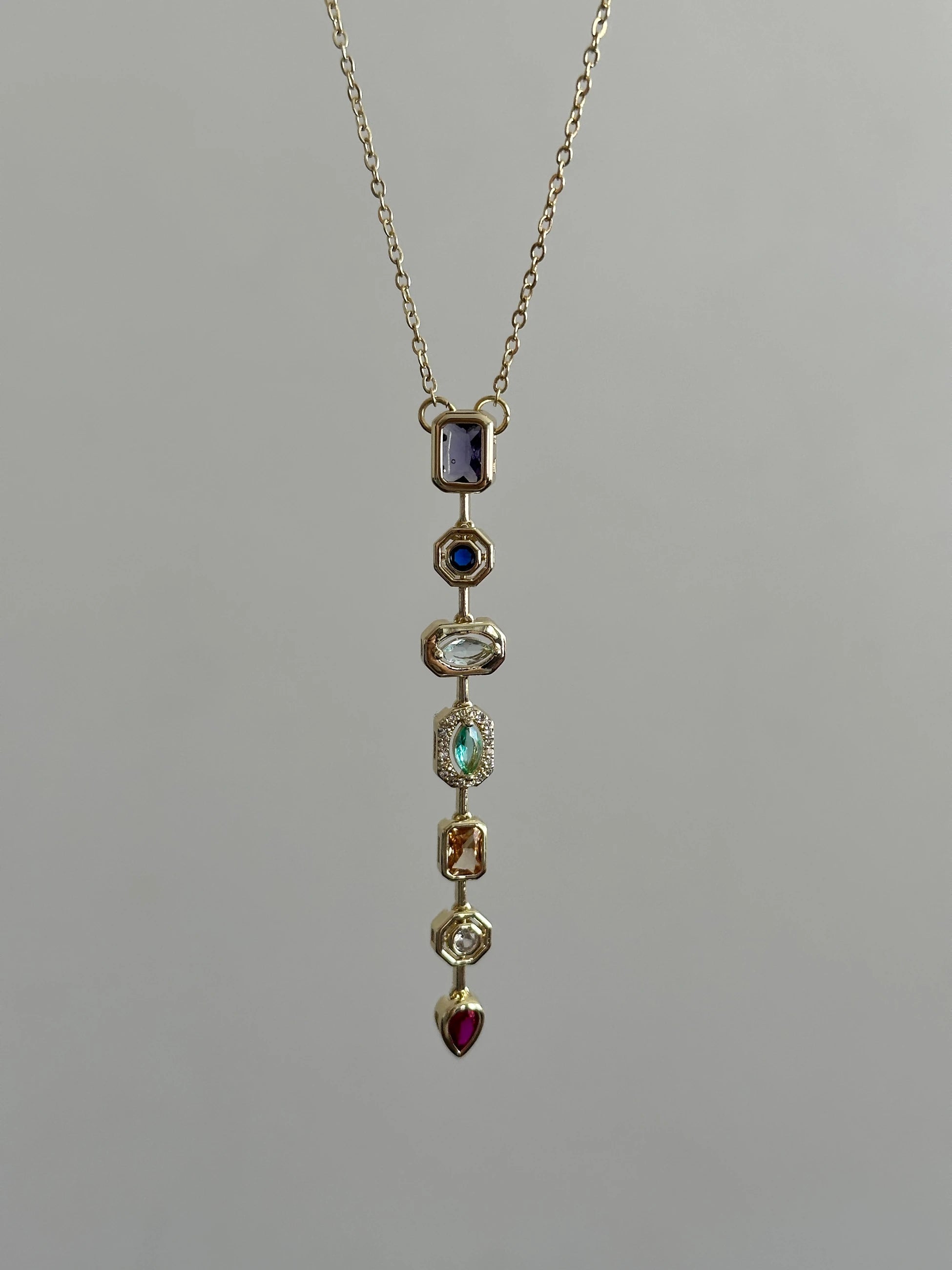 Renktaş Tasarım Dekolte Kadın Kolye