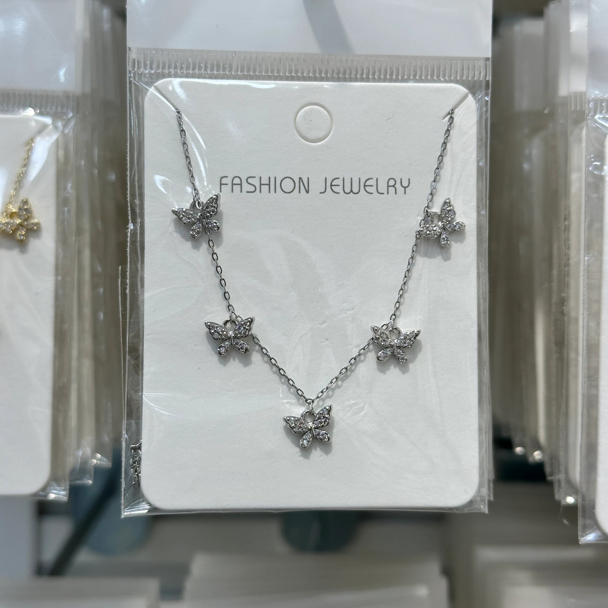 Minimal Kelebek Kuyumcu İşçiliği Kadın Kolye