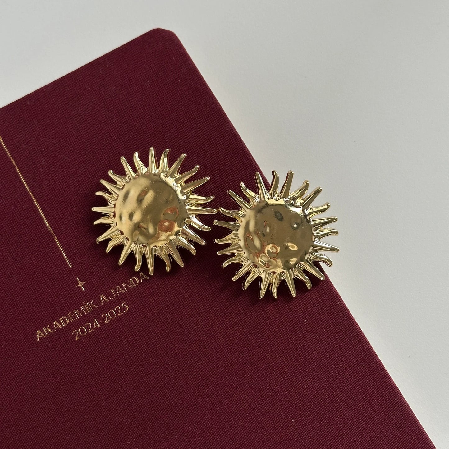 Güneş Kadın Küpe