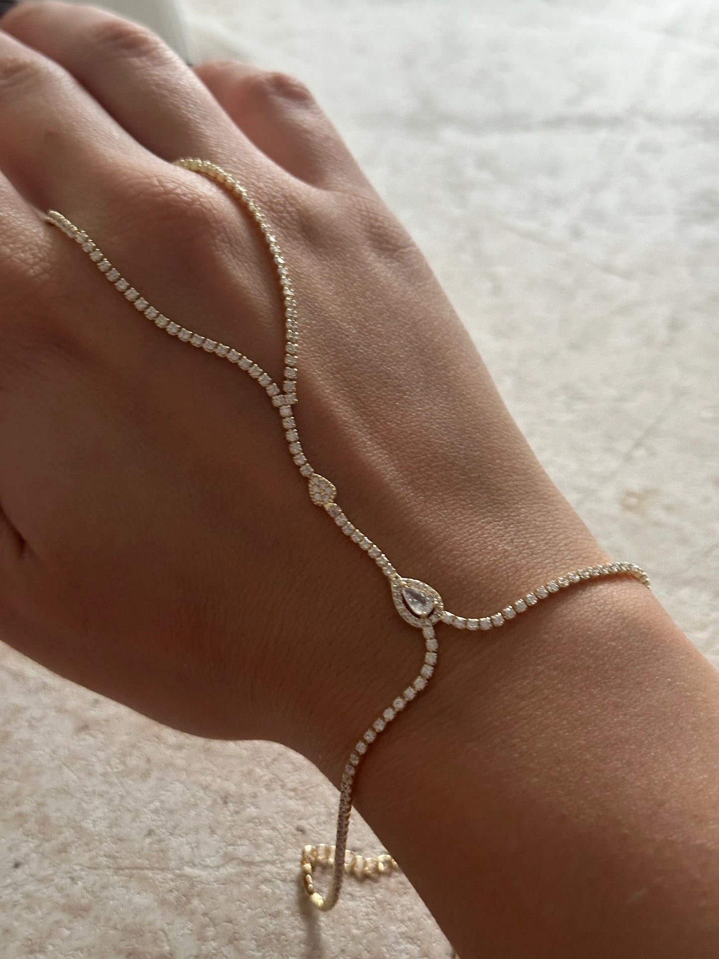 Damla Taş Zirkon Su Yolu Kadın Şahmeran