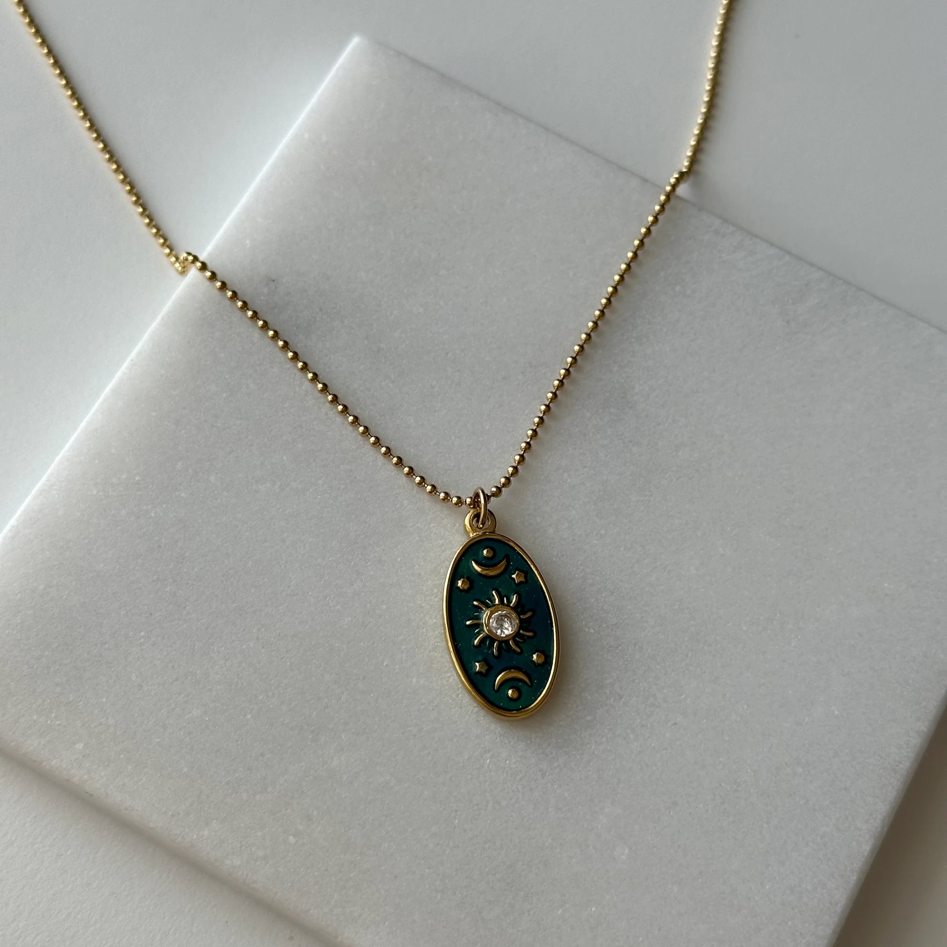 Antik Güneş Çelik Kolye