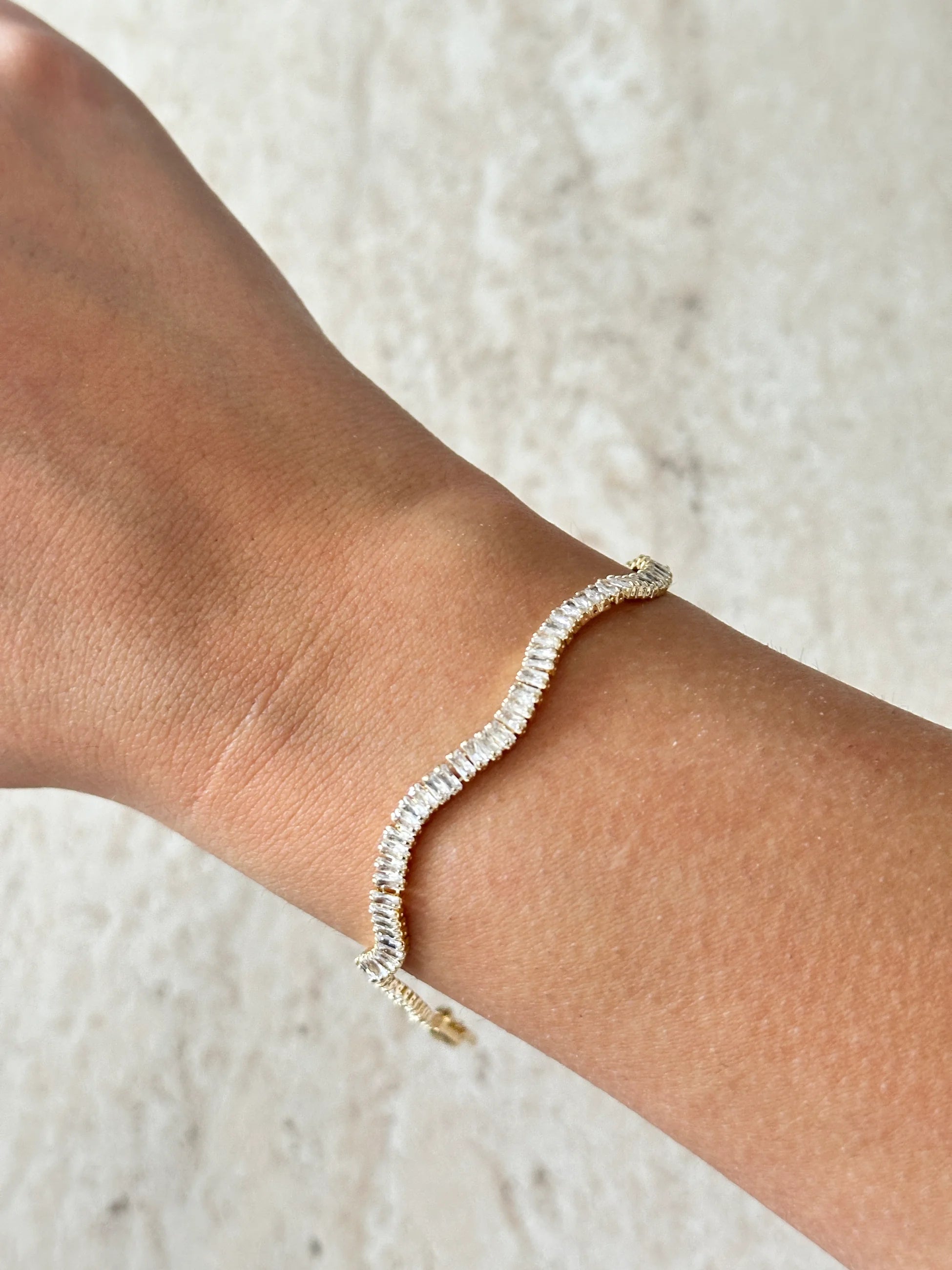 Dalga Su Yolu Altın Kaplama Kadın Bileklik