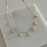 Sarkıntılı Beyaz Taş Kuyumcu İşçiliği Kadın Kolye