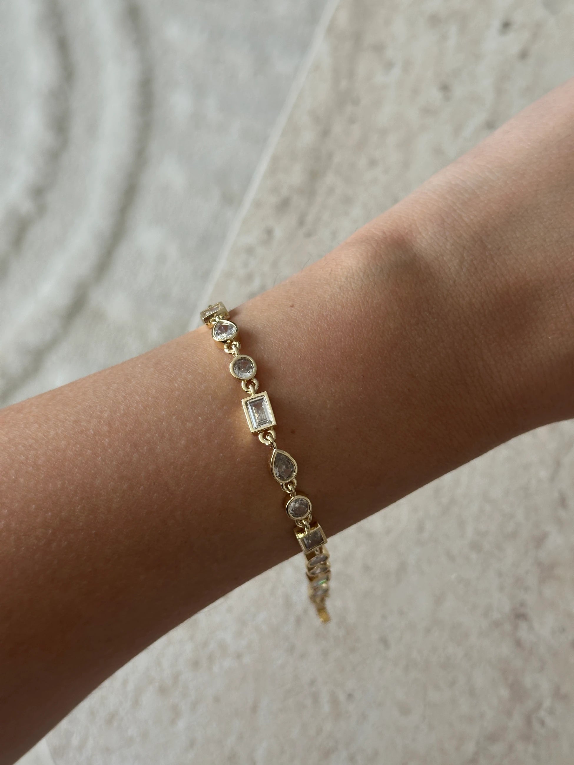 Tasarım Taş 14k Altın Kaplama Kadın Bileklik