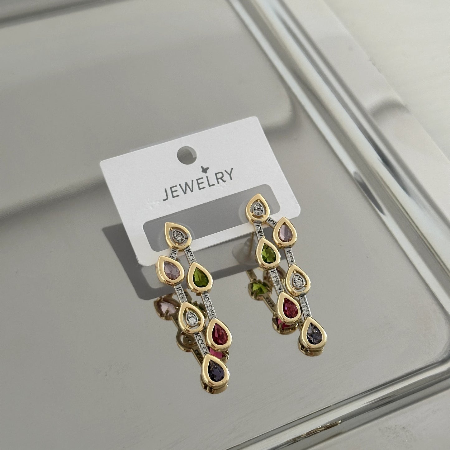 Renli Su Damlası Tasarım Kadın Küpe