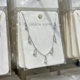 Sarkıntılı Beyaz Taş Kuyumcu İşçiliği Kadın Kolye