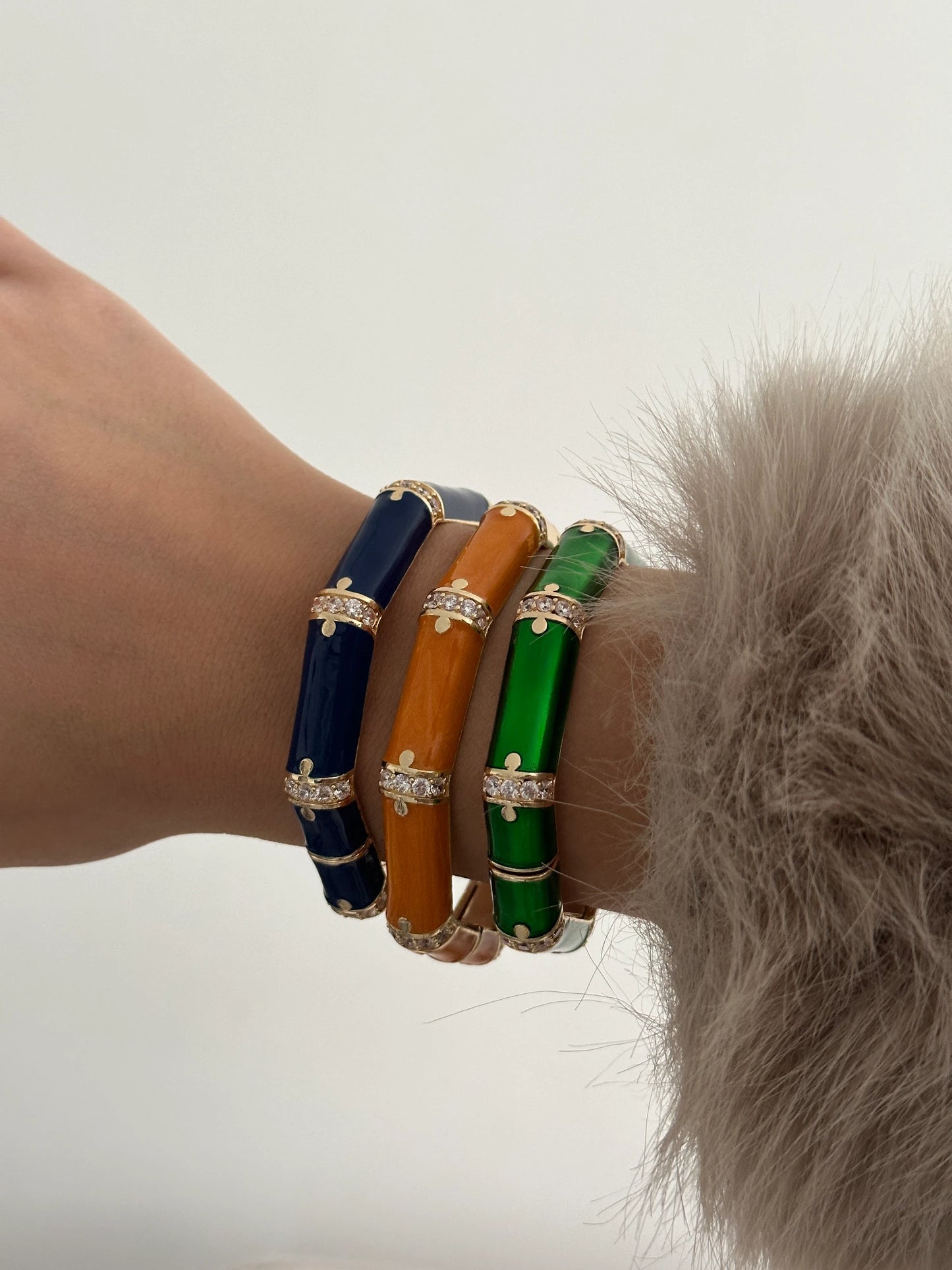 Zirkon Taş Renkli Altın Kaplama Kelepçe Kadın Bilezik