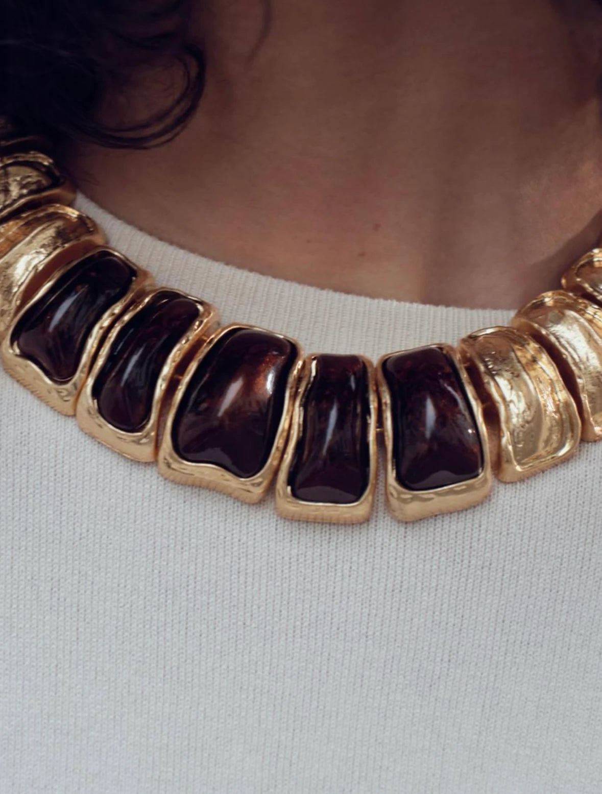 Kahve Metal Parçalı Kolye