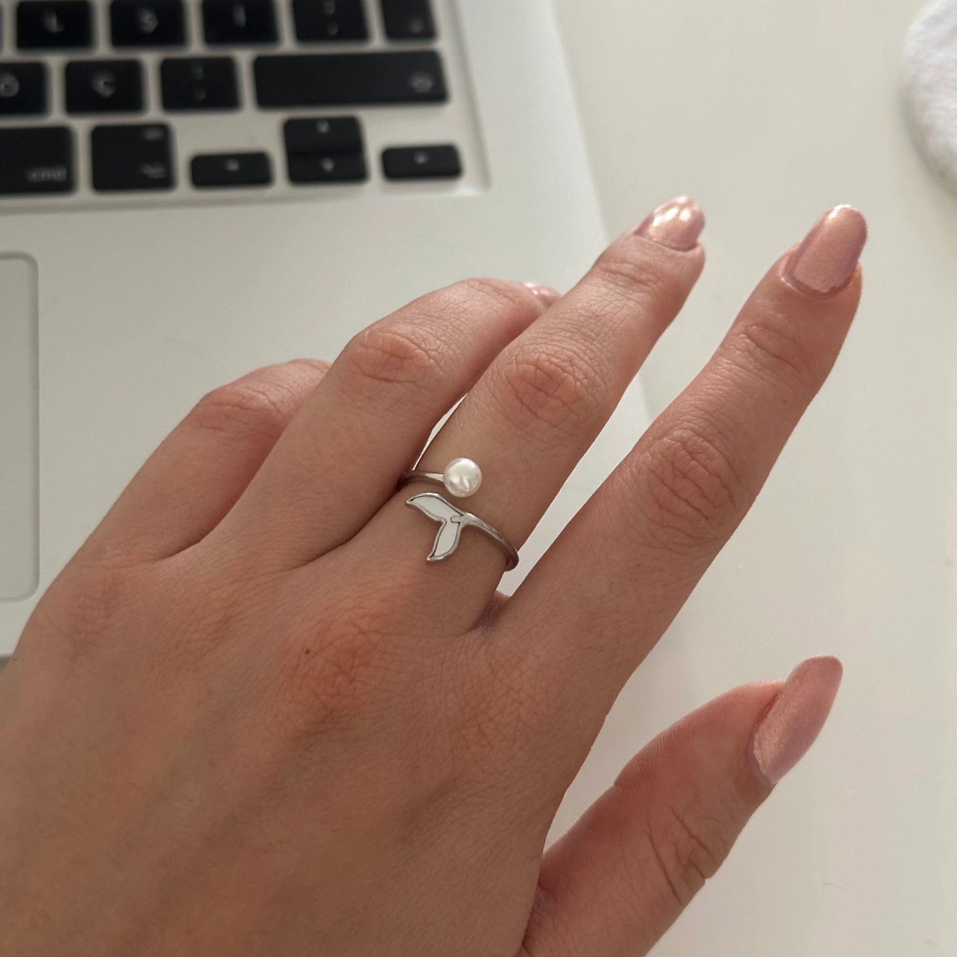 Balina Kuyruğu İncili Yüzük