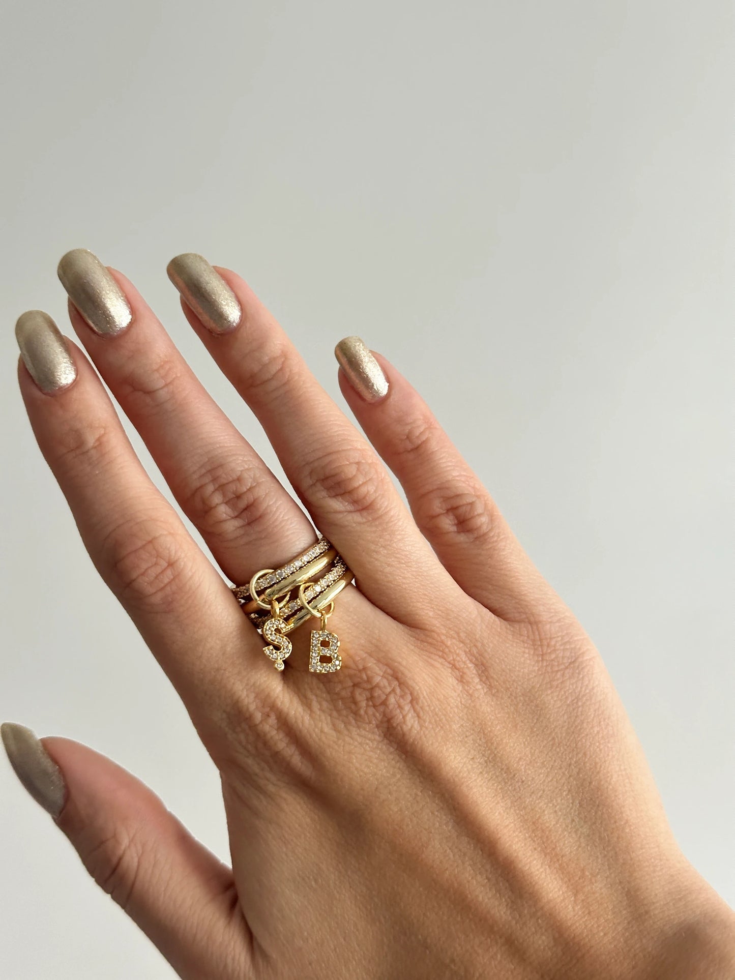 'Sen ve O' Baş Harfleriniz Spinelli 4'Lü Gold Kadın Yüzük