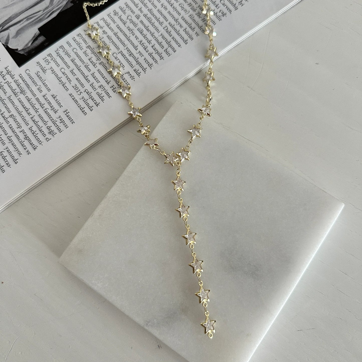 Yıldız Beyaz Taş Y Dekolte Kolye