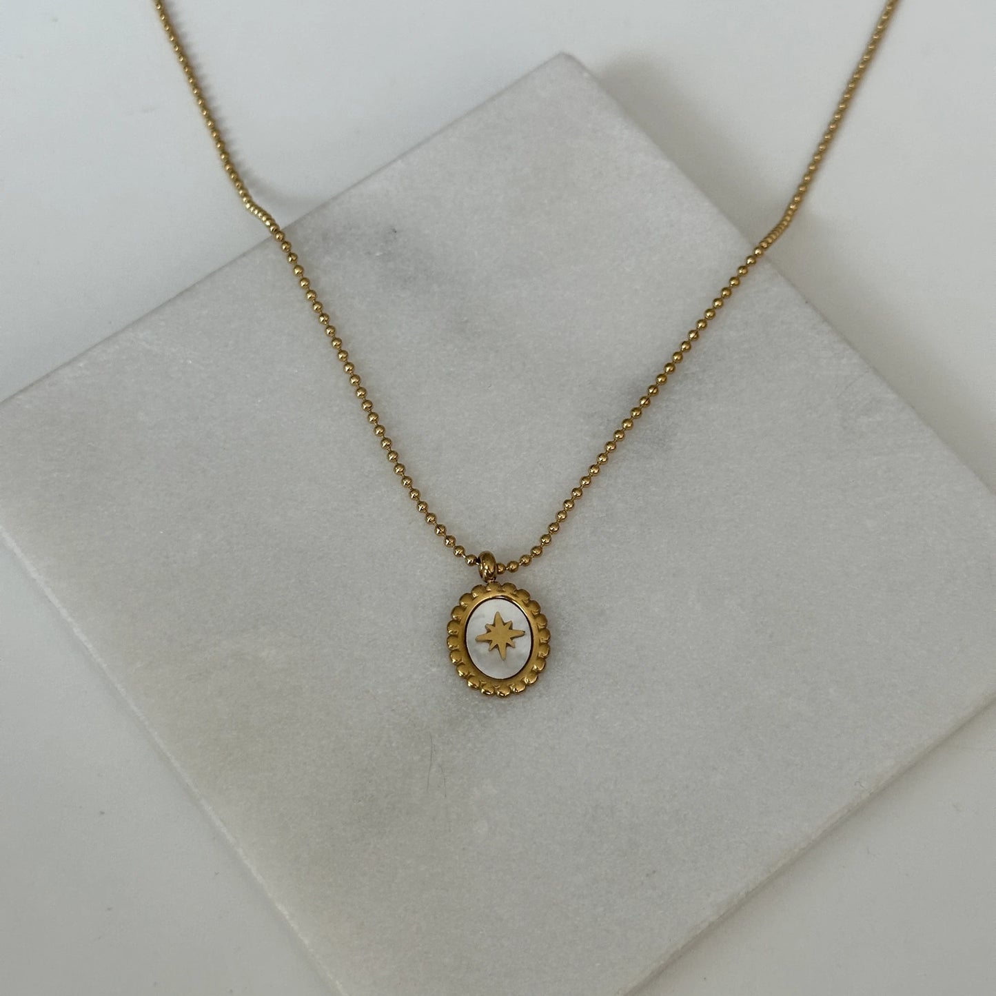 Mini Sedefli Kutup Yıldızı Çelik Kadın Kolye