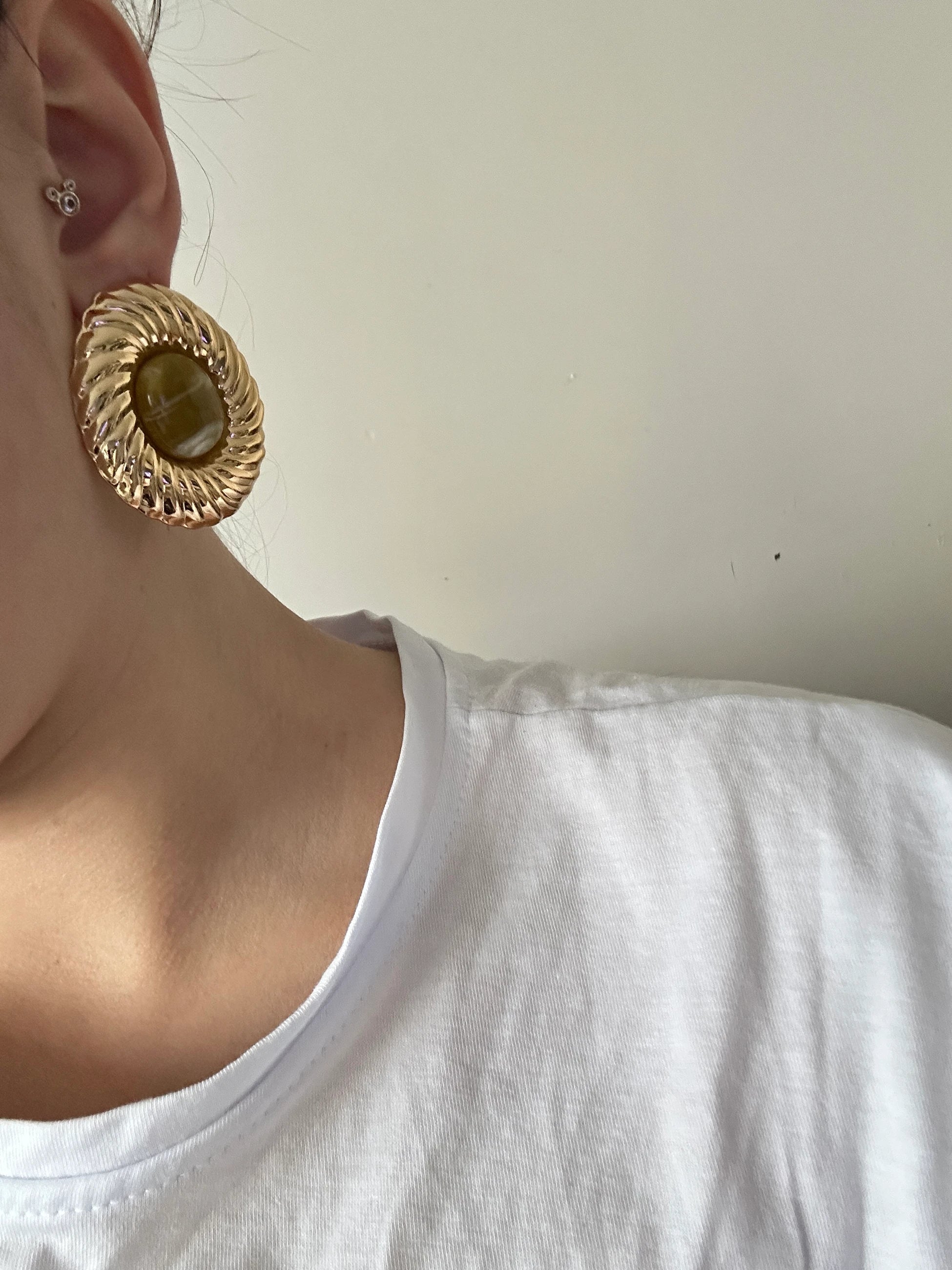 Gold Burgu Renkli Kadın Küpe