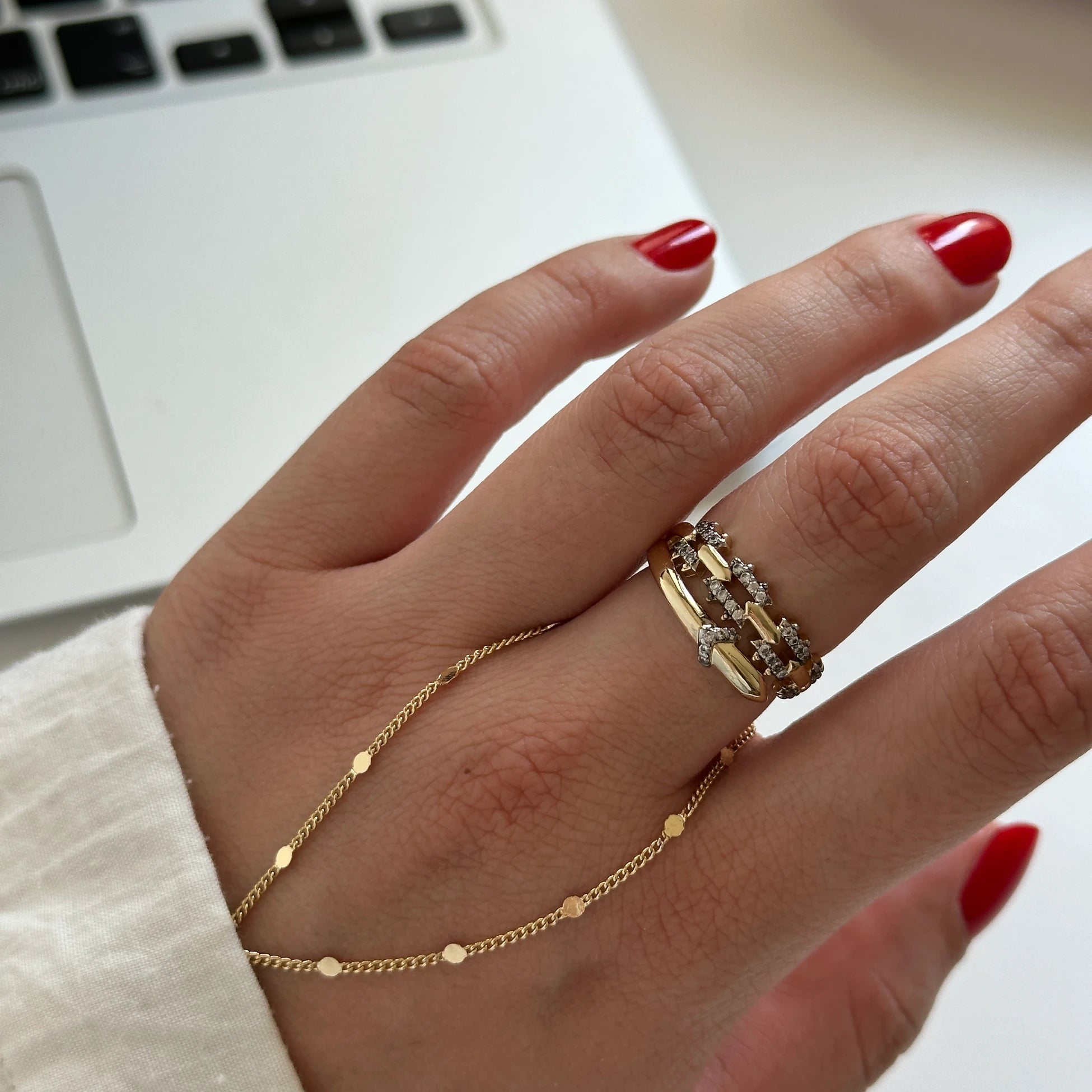 Zincir Zirkon Taş Kadın Yüzük