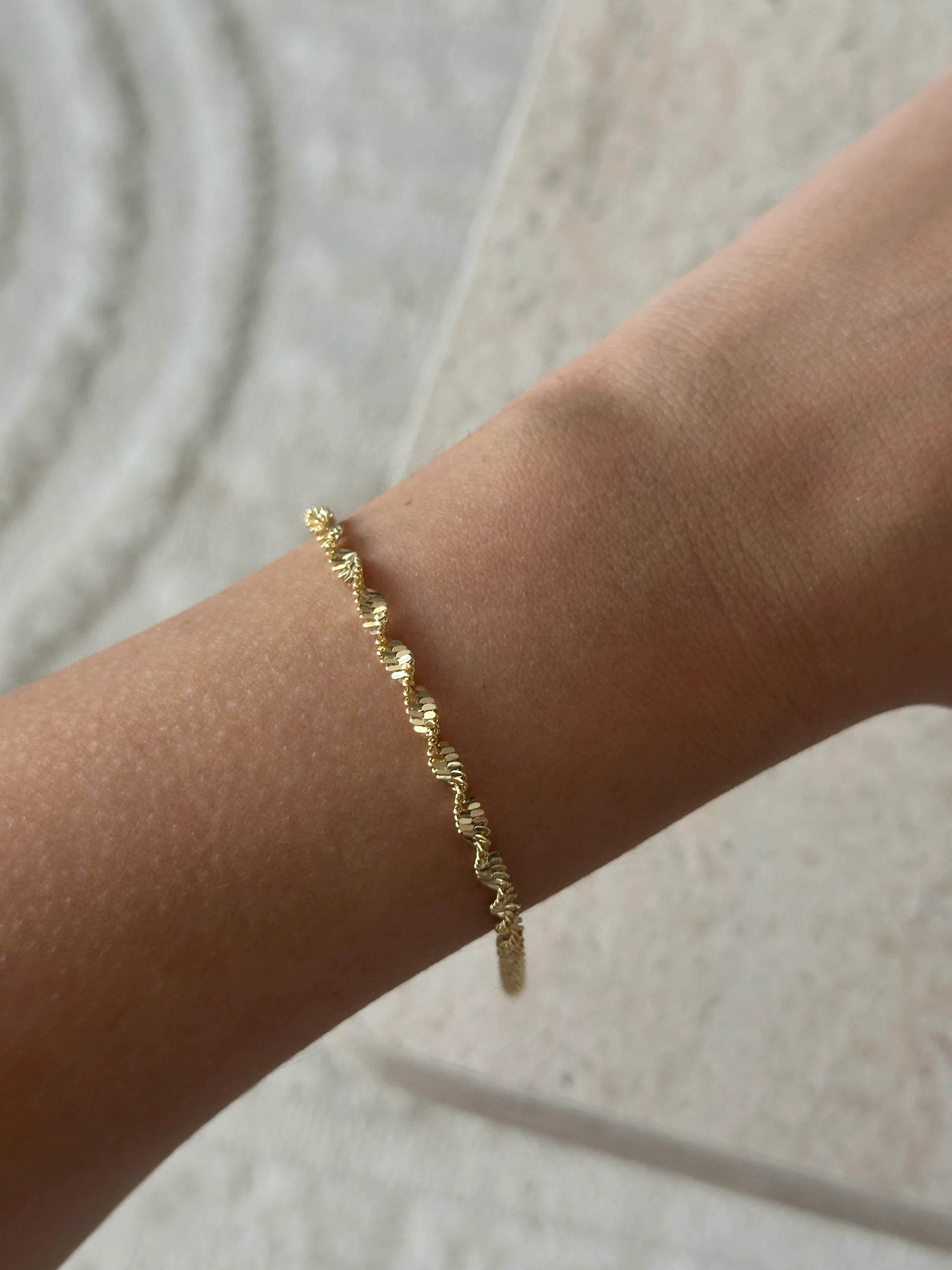 Dönen Zincir 14K Altın Kaplama Kadın Bileklik