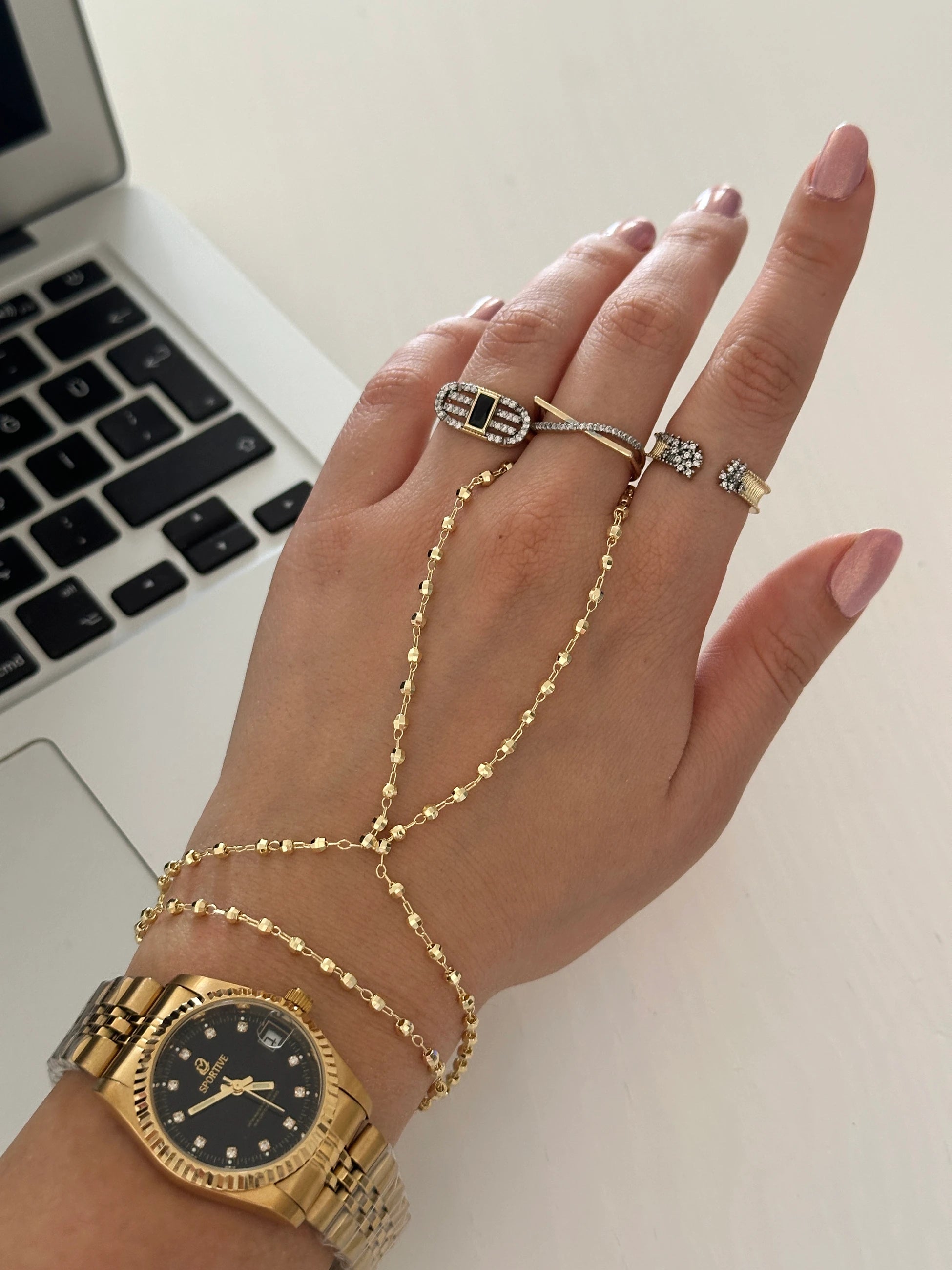 Dorika Kadın Şahmeran