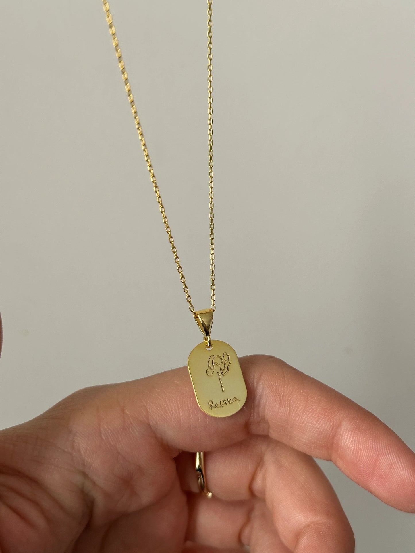 925 Ayar Gümüş Yazı İşlenebilir Kadın Kolye