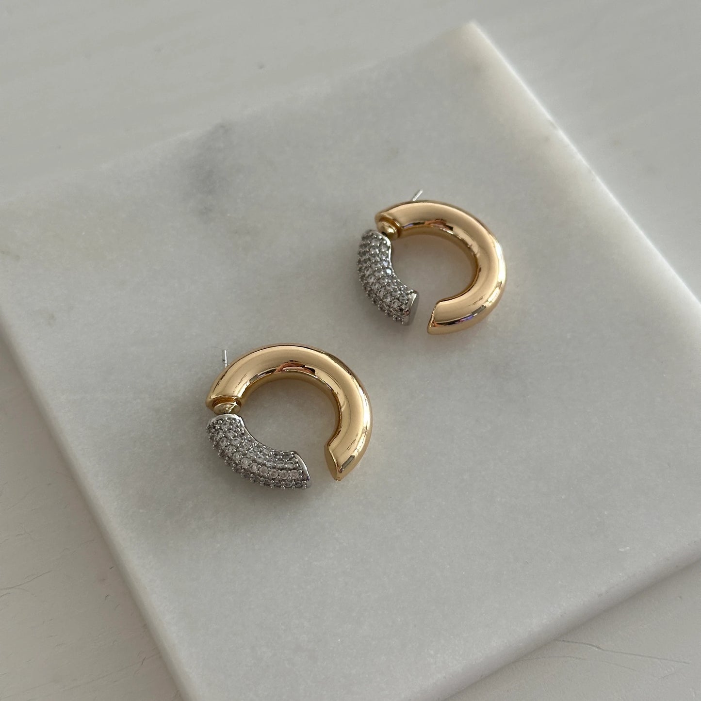 Çift Taraflı Zirkon Taş Halka Kadın Küpe