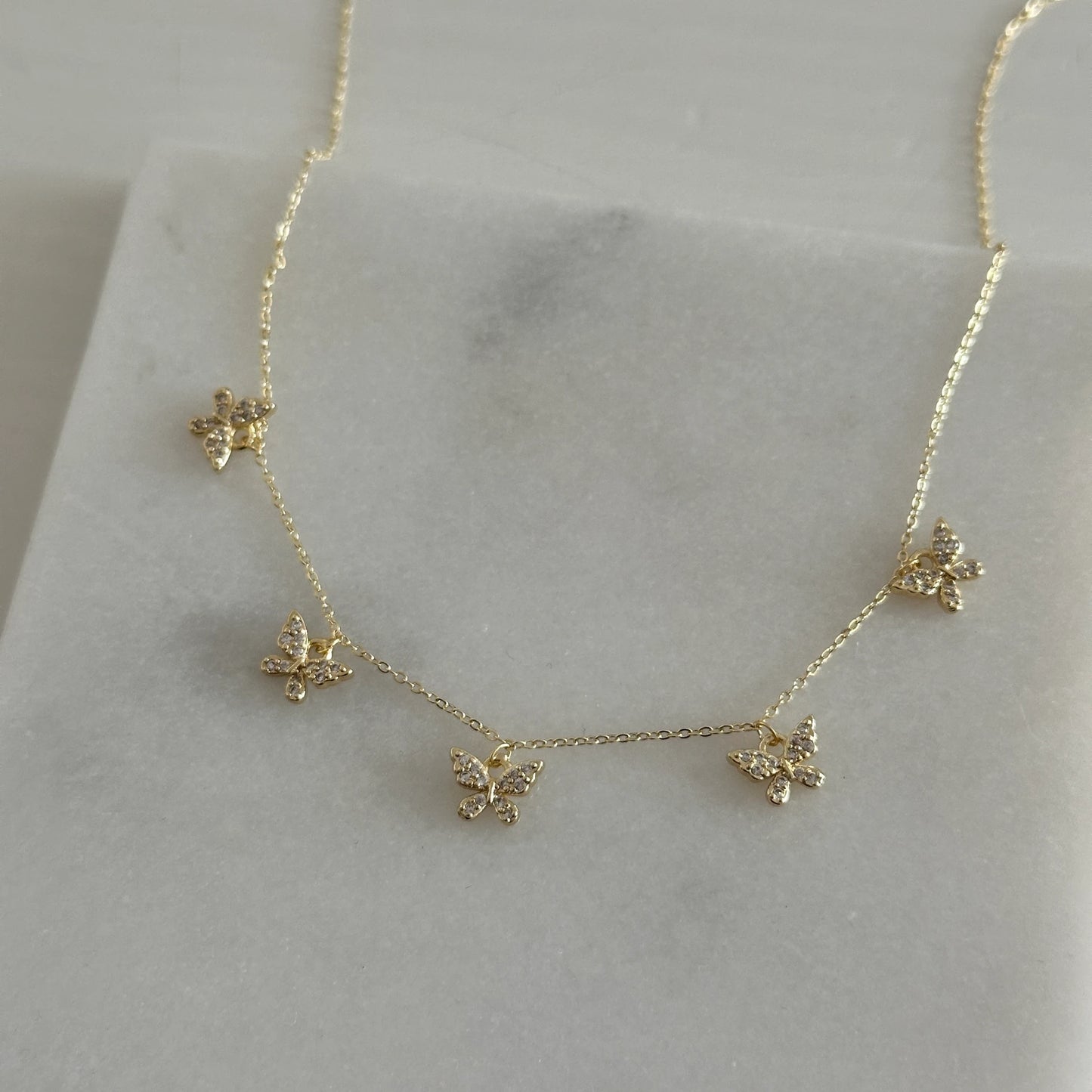 Minimal Kelebek Kuyumcu İşçiliği Kadın Kolye