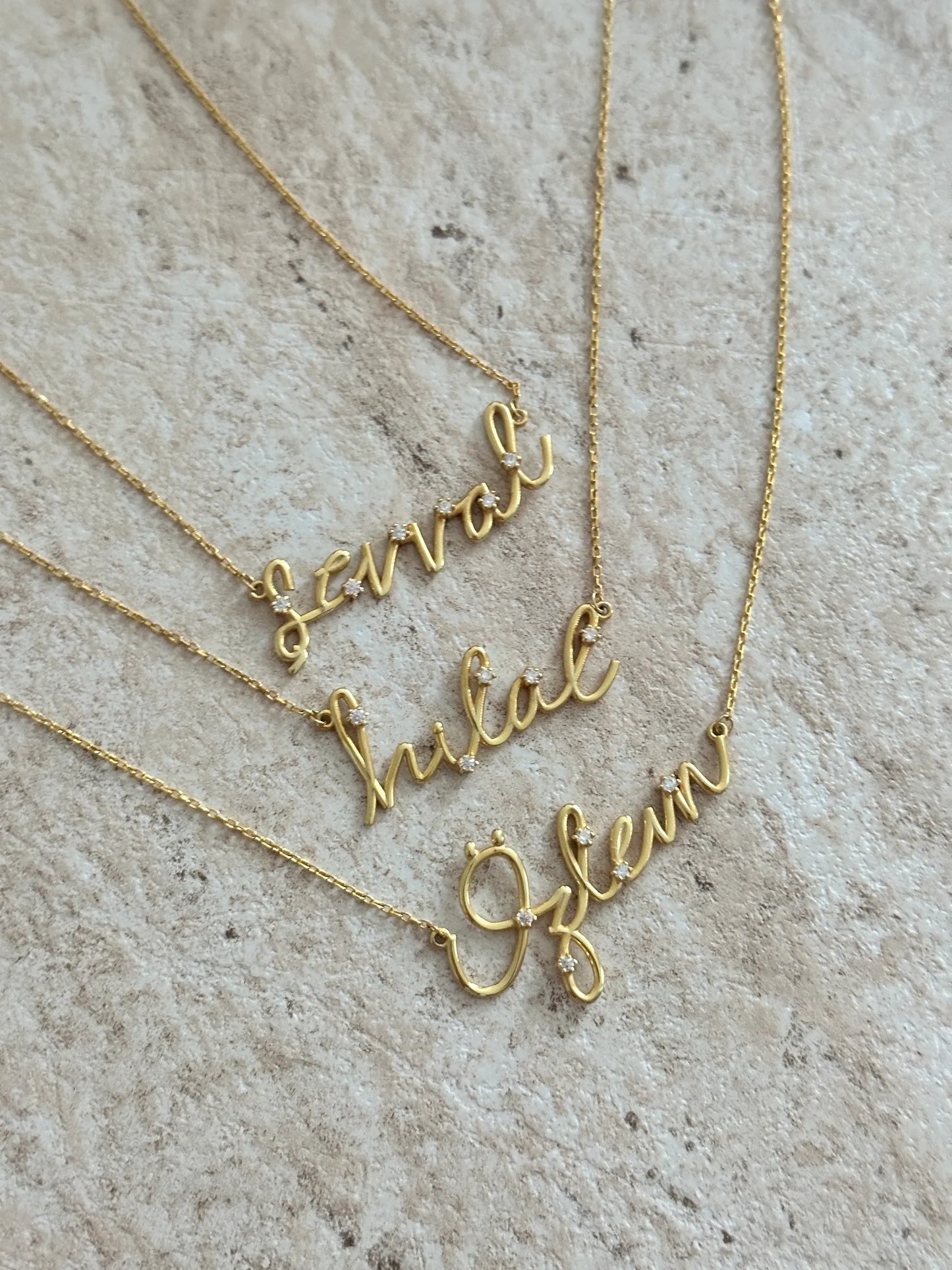 925 Ayar Gümüş Yıldızlı İsim Kadın Kolye