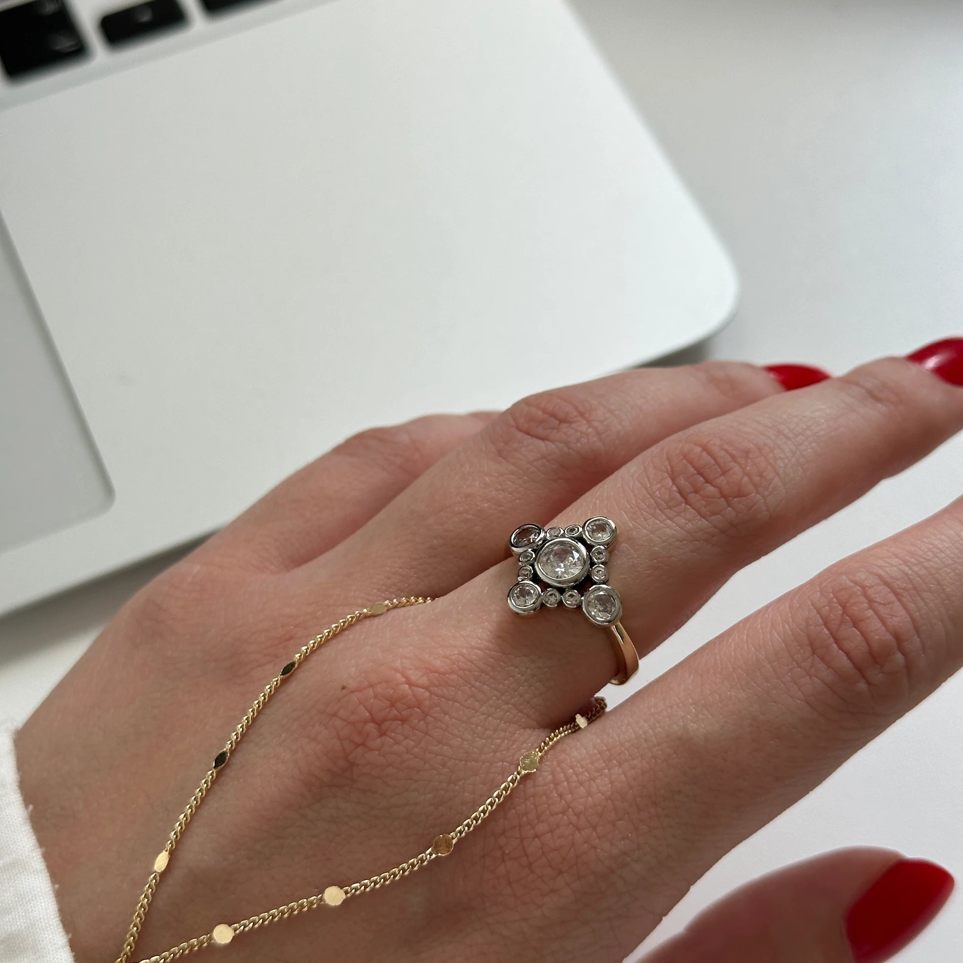 Medusa Taş Kadın Yüzük