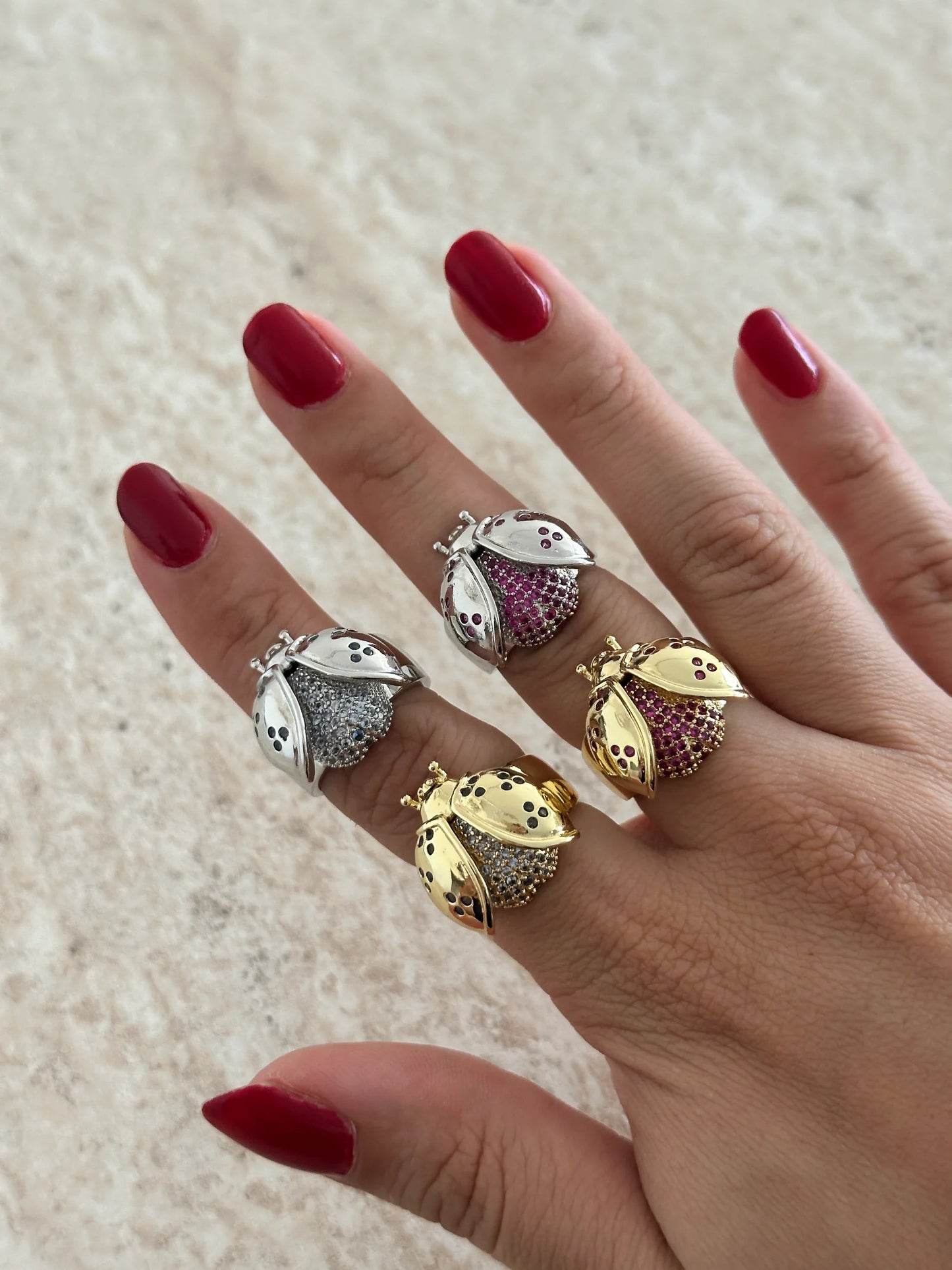 Hareketli Kanat Uğur Böceği Kadın Yüzük