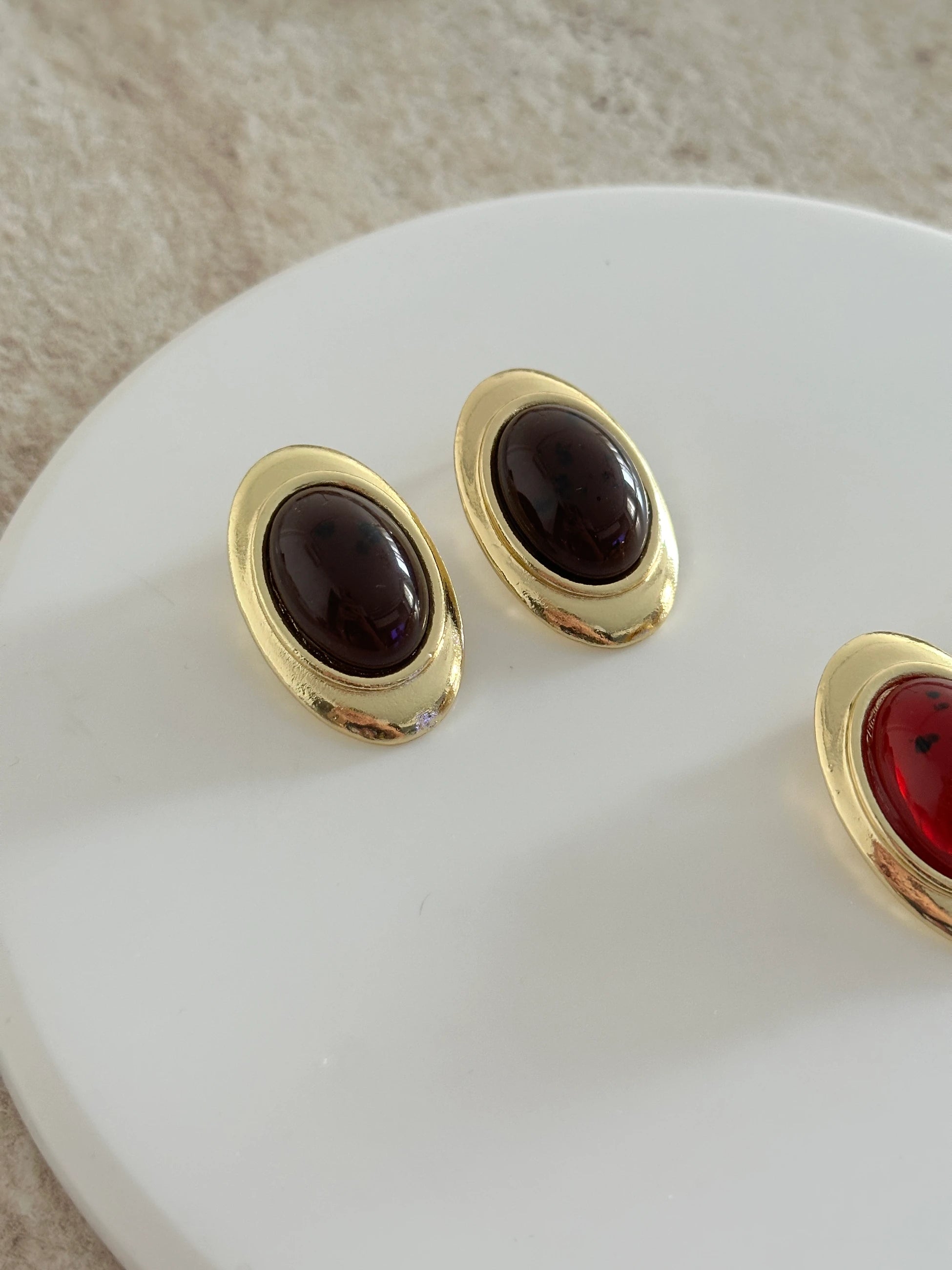 Oval Gold Renkli Taş Kadın Küpe