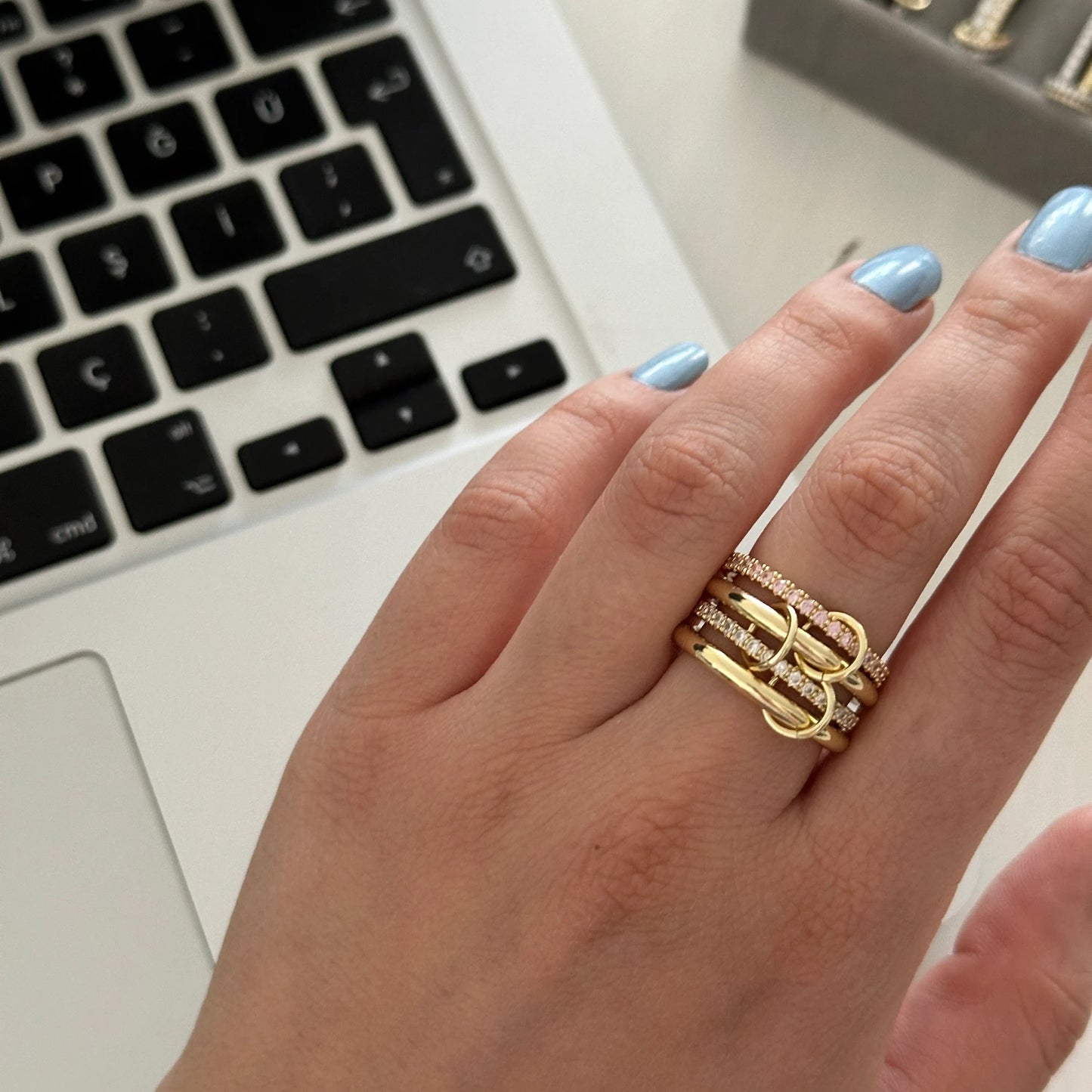 4'Lü Pembe Zirkon Taş Spinelli Kadın Yüzük