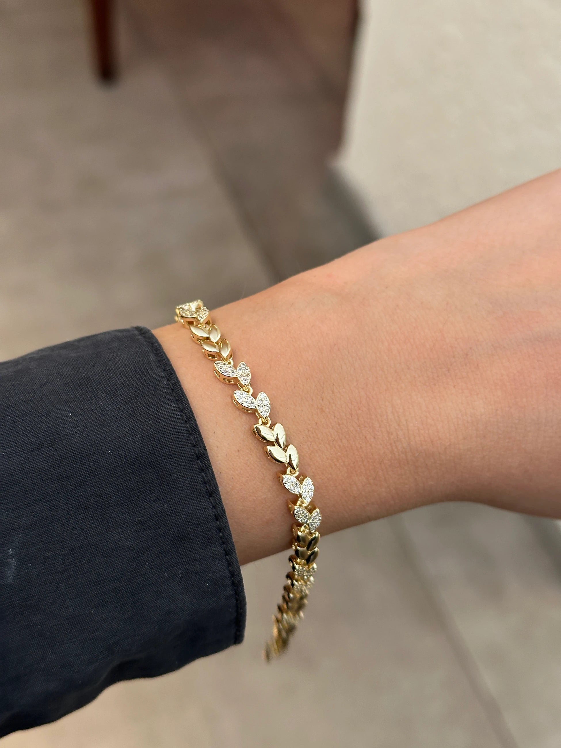 Mini Yaprak Zirkon Kadın Bileklik