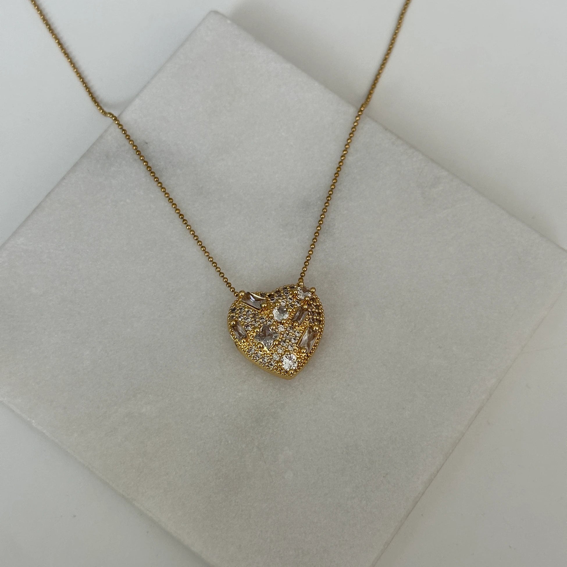 Zirkon Taş Kalp Çelik Kadın Kolye