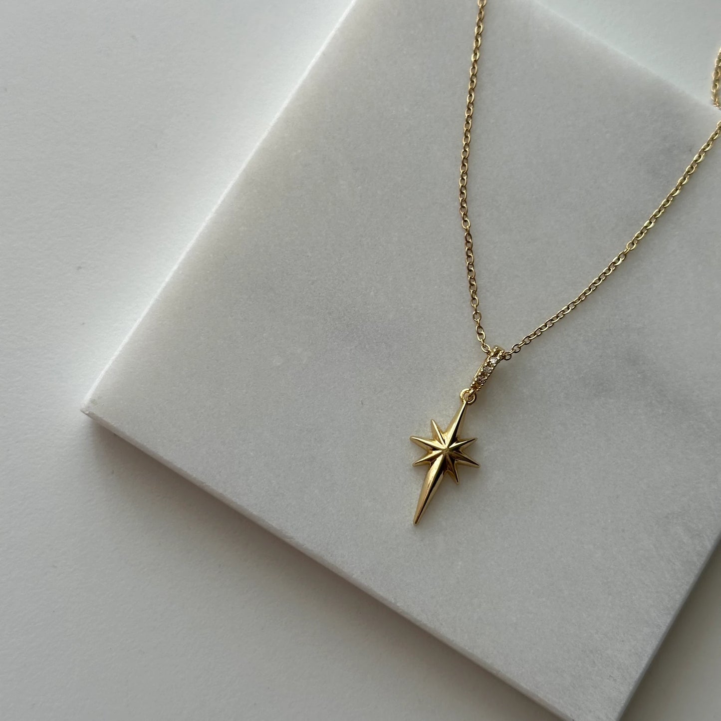 Mini Kutup Yıldızı Çelik Kolye