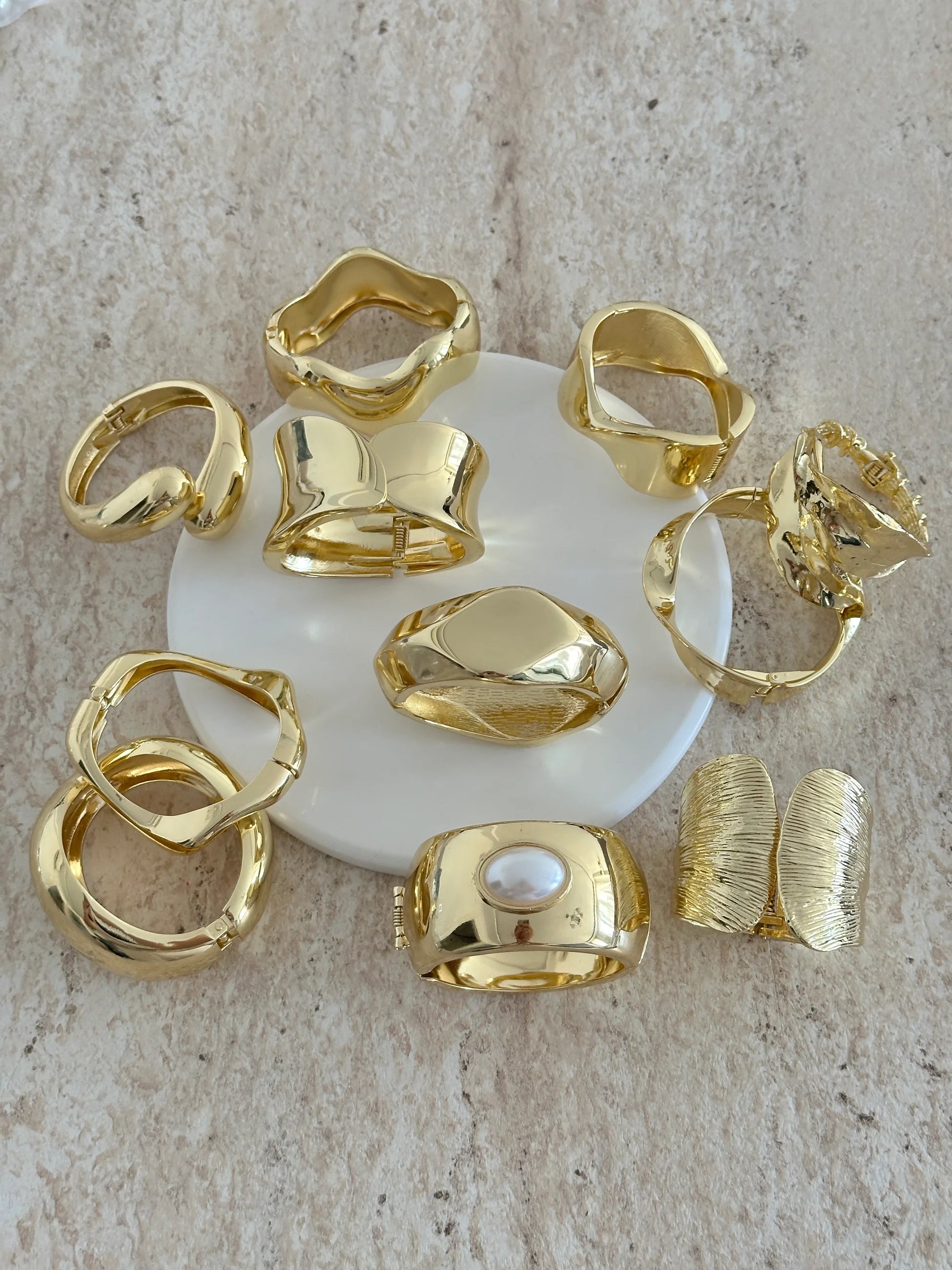 Burgu Altın Kaplama Kelepçe Kadın Bilezik