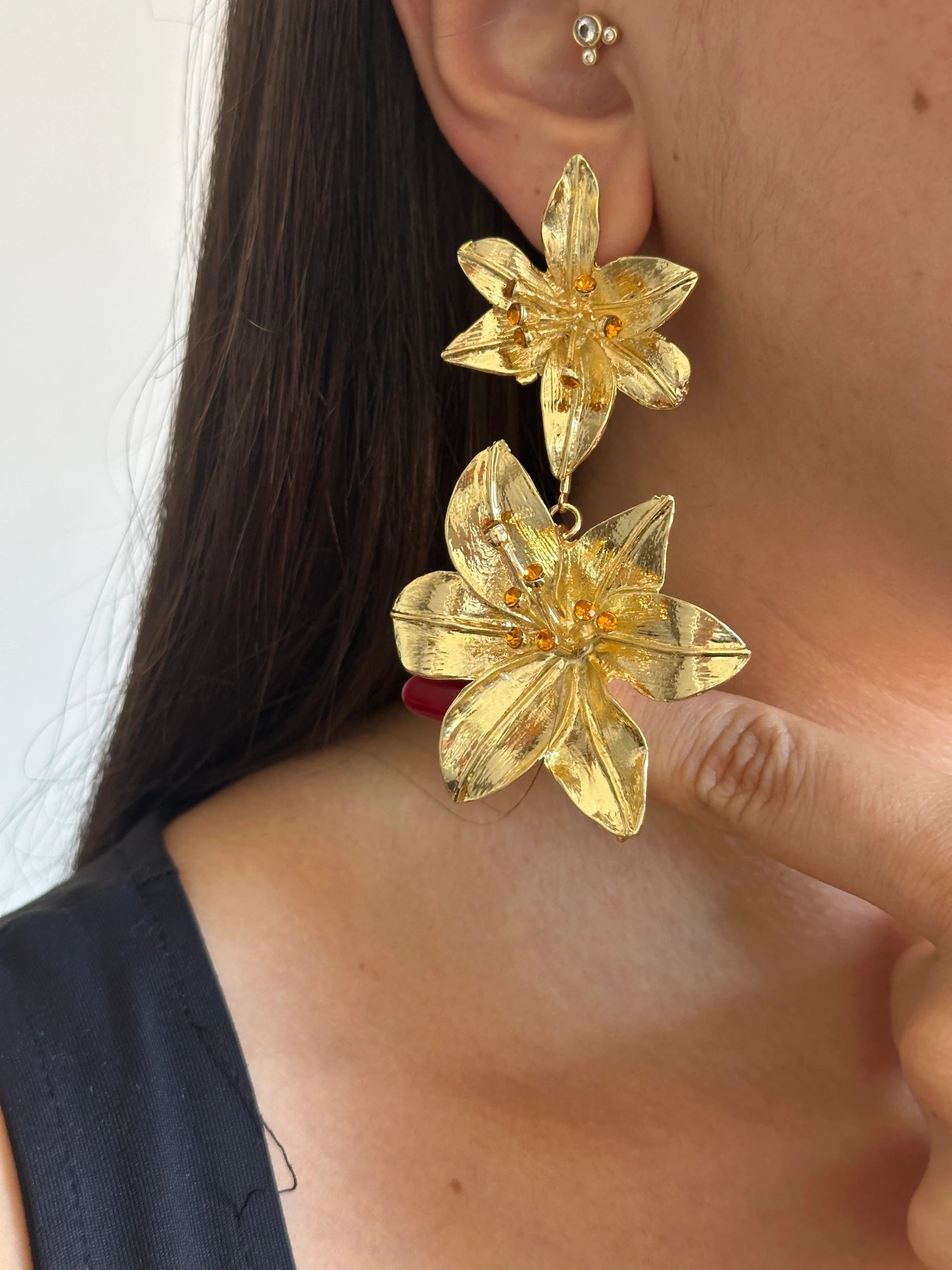 İkili Sarkıntılı Çiçek Gold Kadın Küpe