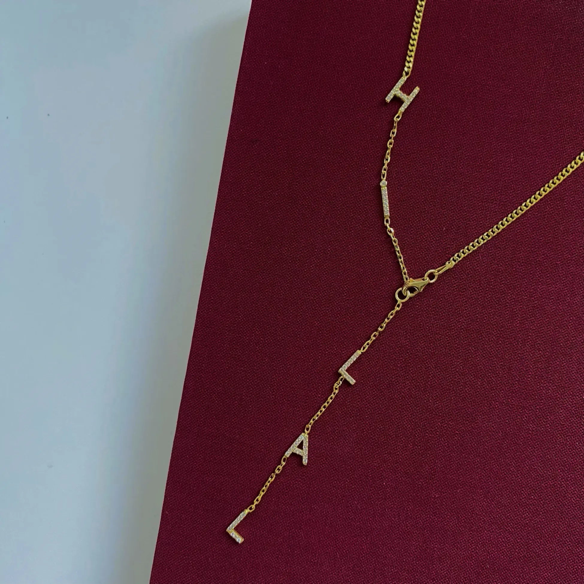 Dekolte İsim Kolye Zirkon Taşlı (925 ayar gümüş)