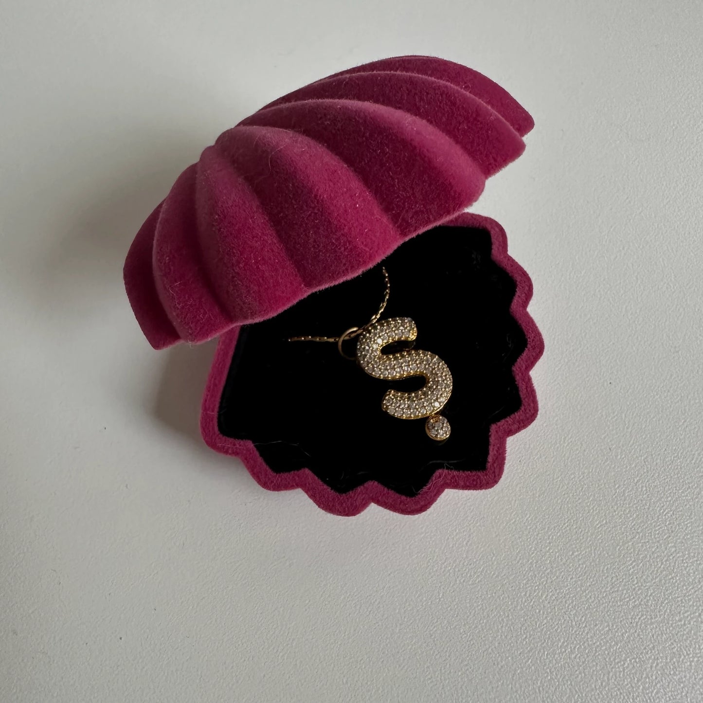 Zirkon Taş Harf Kadın Kolye (gold)