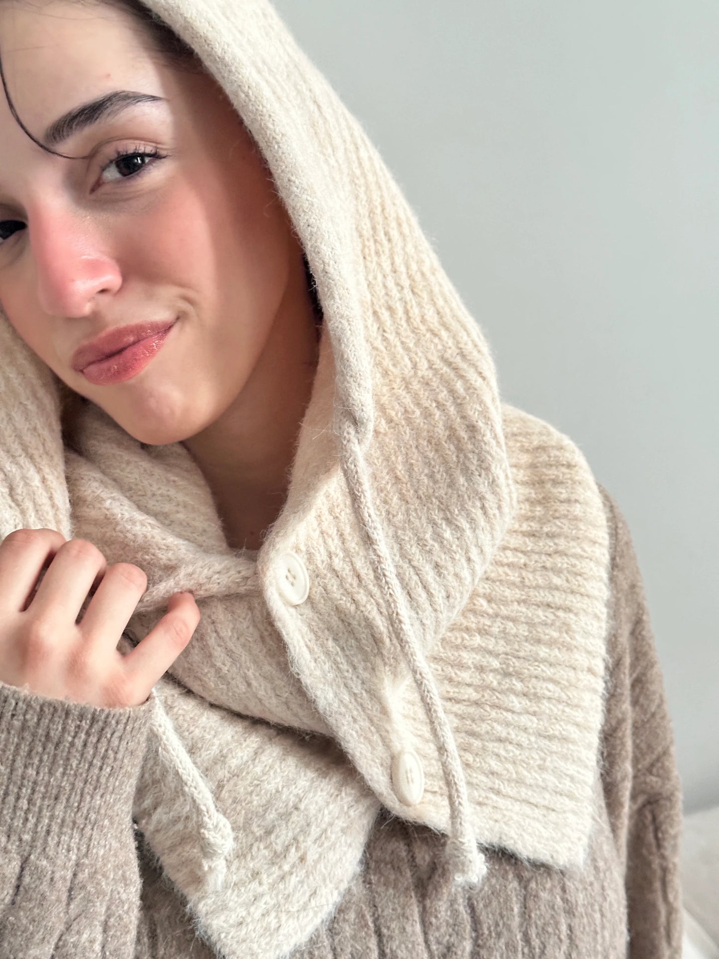 Düğmeli Yün Kadın Balaklava