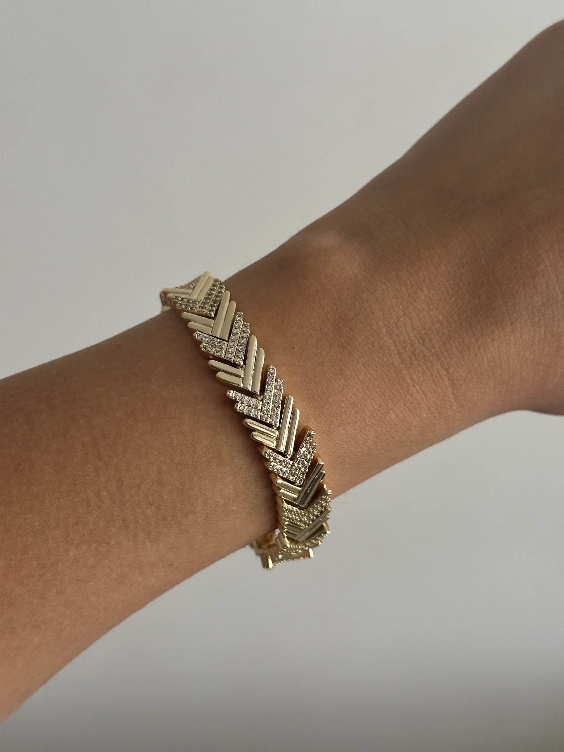 Balık Sırtı 14K Altın Kadın Bileklik